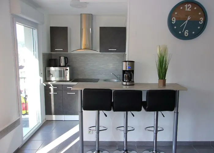 Διαμέρισμα T2 50m2 Entierement Neuf *